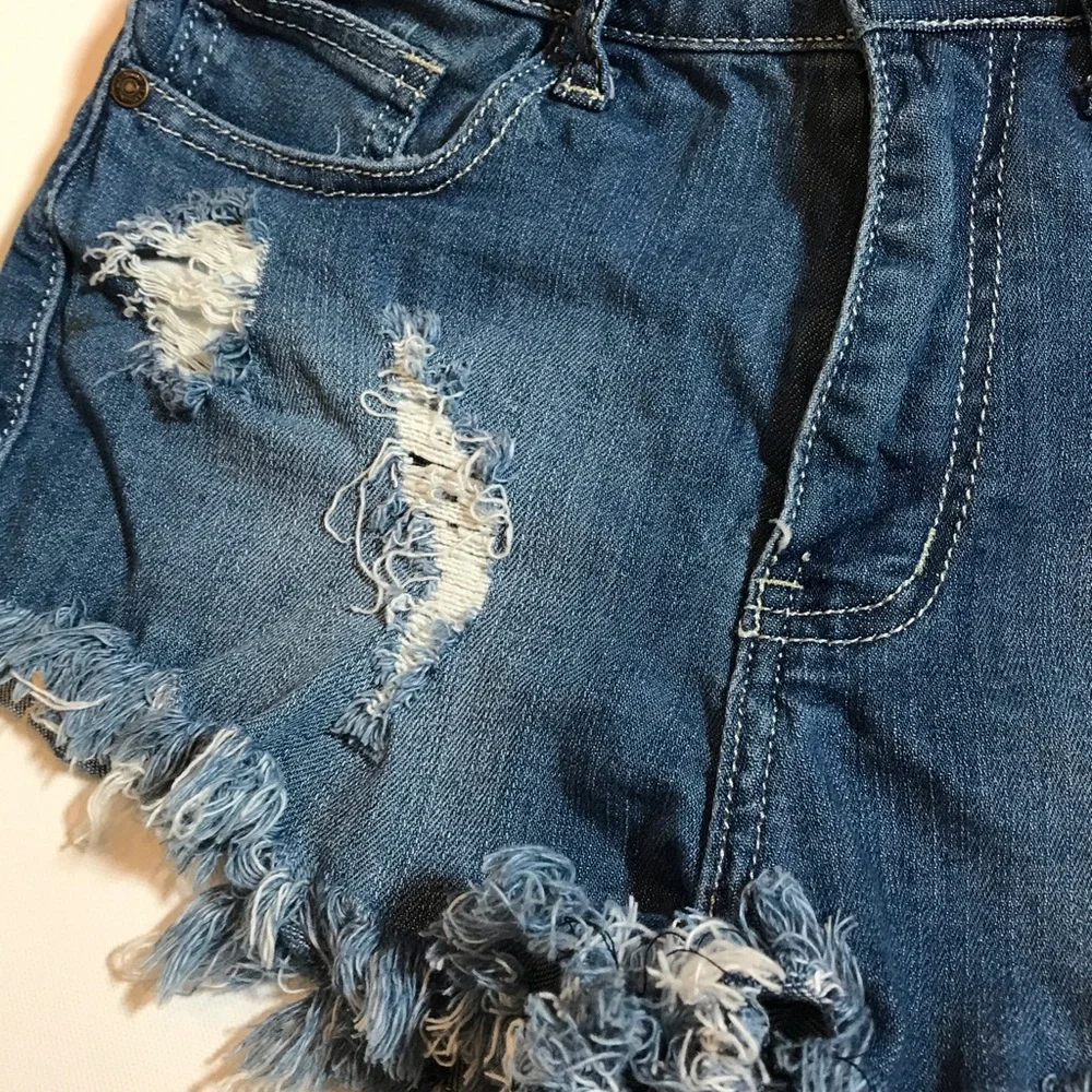 Distressed Shorts - Picture 5 of 17